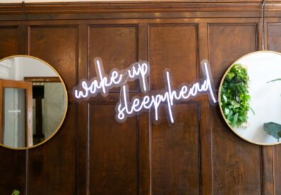 Oasis Neon Signs USA