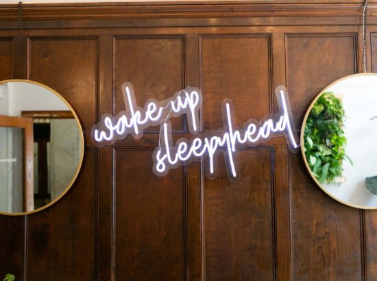 Oasis Neon Signs USA 